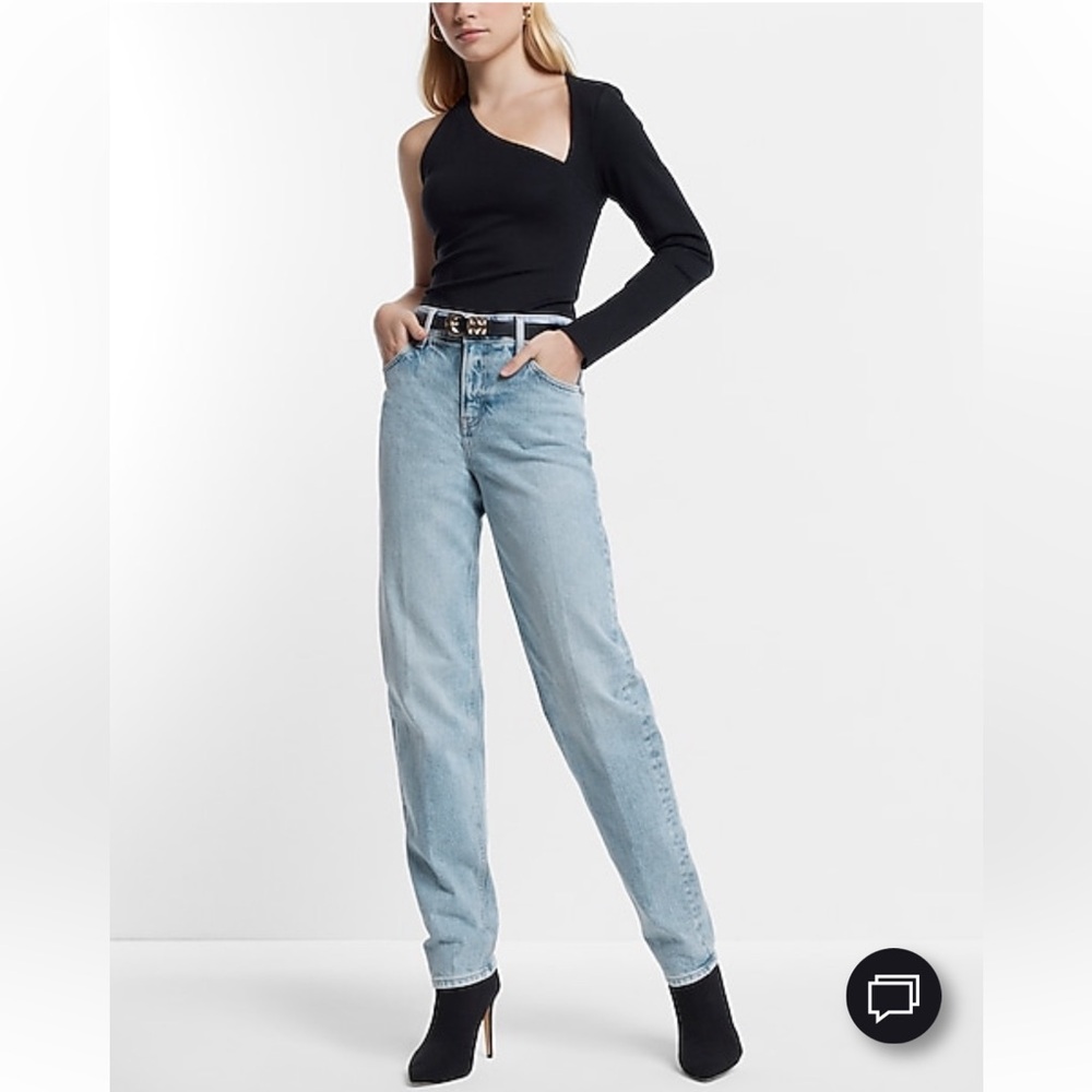 Express Mid Rise Light Wash Baggy Tapered Jeans